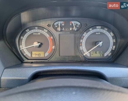 Серый Шкода Фабия, объемом двигателя 1.4 л и пробегом 116 тыс. км за 4650 $, фото 57 на Automoto.ua