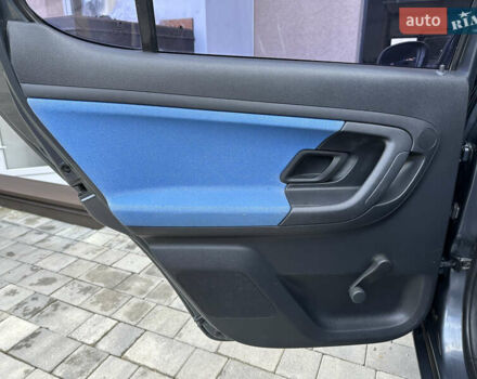 Серый Шкода Фабия, объемом двигателя 1.2 л и пробегом 179 тыс. км за 4299 $, фото 20 на Automoto.ua