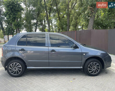 Сірий Шкода Фабія, об'ємом двигуна 1.2 л та пробігом 229 тис. км за 3750 $, фото 4 на Automoto.ua