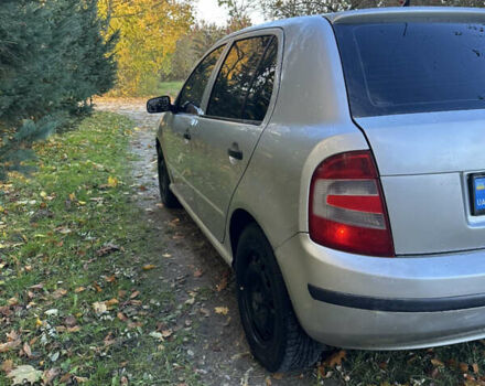 Серый Шкода Фабия, объемом двигателя 1.2 л и пробегом 350 тыс. км за 2400 $, фото 5 на Automoto.ua