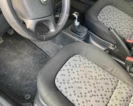 Шкода Фабия 2007 в Каменское - Днепродзержинск на Automoto.ua Серый Шкода Фабия, объемом двигателя 1.2 л и пробегом 122 тыс. км за 4923 $, фото 4 на Automoto.ua