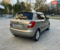 Сірий Шкода Фабія, об'ємом двигуна 1.4 л та пробігом 260 тис. км за 4299 $, фото 4 на Automoto.ua