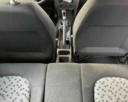 Шкода Фабия 2007 в Каменское - Днепродзержинск на Automoto.ua Серый Шкода Фабия, объемом двигателя 1.2 л и пробегом 122 тыс. км за 4923 $, фото 6 на Automoto.ua