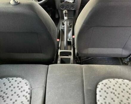 Шкода Фабия 2007 в Каменское - Днепродзержинск на Automoto.ua Серый Шкода Фабия, объемом двигателя 1.2 л и пробегом 122 тыс. км за 4923 $, фото 5 на Automoto.ua