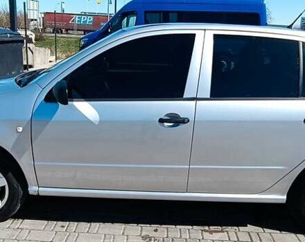 Серый Шкода Фабия, объемом двигателя 1.2 л и пробегом 144 тыс. км за 3850 $, фото 4 на Automoto.ua