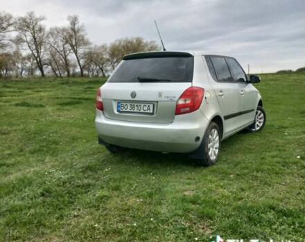 Серый Шкода Фабия, объемом двигателя 1.39 л и пробегом 282 тыс. км за 4300 $, фото 1 на Automoto.ua