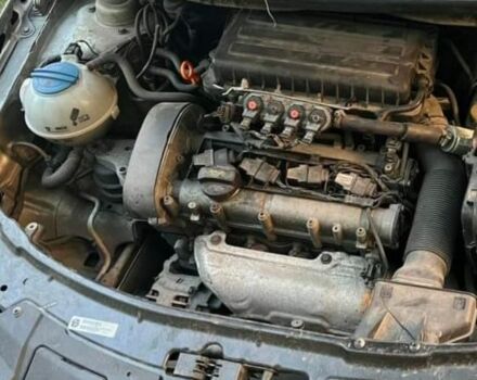 Серый Шкода Фабия, объемом двигателя 1.4 л и пробегом 260 тыс. км за 3200 $, фото 1 на Automoto.ua