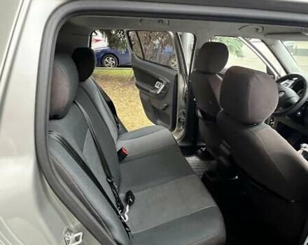 Сірий Шкода Фабія, об'ємом двигуна 1.6 л та пробігом 200 тис. км за 6500 $, фото 4 на Automoto.ua