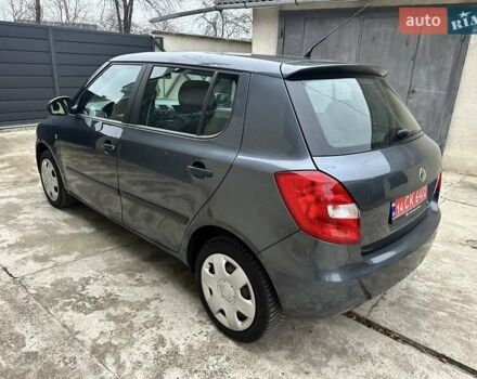 Сірий Шкода Фабія, об'ємом двигуна 1.4 л та пробігом 180 тис. км за 5300 $, фото 5 на Automoto.ua