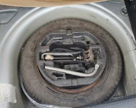 Серый Шкода Фабия, объемом двигателя 1.2 л и пробегом 314 тыс. км за 3950 $, фото 14 на Automoto.ua