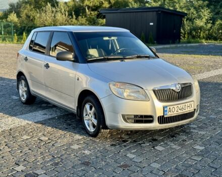 Серый Шкода Фабия, объемом двигателя 1.4 л и пробегом 245 тыс. км за 4699 $, фото 2 на Automoto.ua