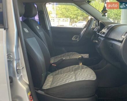 Серый Шкода Фабия, объемом двигателя 1.39 л и пробегом 185 тыс. км за 6300 $, фото 25 на Automoto.ua