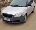 Серый Шкода Фабия, объемом двигателя 1.4 л и пробегом 253 тыс. км за 2500 $, фото 1 на Automoto.ua