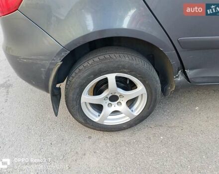 Сірий Шкода Фабія, об'ємом двигуна 1.2 л та пробігом 163 тис. км за 3700 $, фото 4 на Automoto.ua