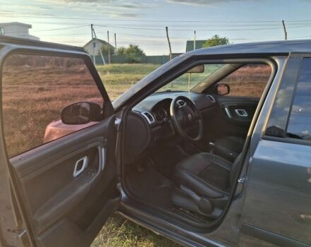 Серый Шкода Фабия, объемом двигателя 1.4 л и пробегом 312 тыс. км за 4000 $, фото 2 на Automoto.ua