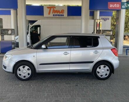 Серый Шкода Фабия, объемом двигателя 1.39 л и пробегом 185 тыс. км за 6300 $, фото 17 на Automoto.ua