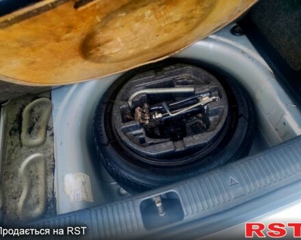 Сірий Шкода Фабія, об'ємом двигуна 1.4 л та пробігом 273 тис. км за 4300 $, фото 12 на Automoto.ua