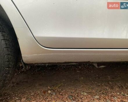 Серый Шкода Фабия, объемом двигателя 1.2 л и пробегом 230 тыс. км за 3900 $, фото 7 на Automoto.ua