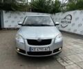 Серый Шкода Фабия, объемом двигателя 1.4 л и пробегом 221 тыс. км за 4800 $, фото 4 на Automoto.ua