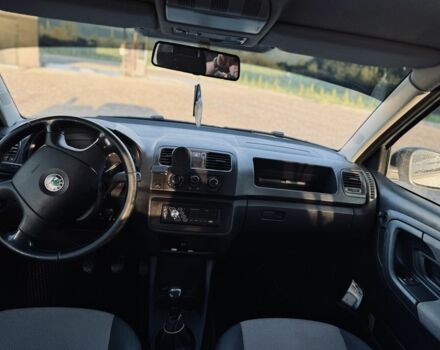 Серый Шкода Фабия, объемом двигателя 1.4 л и пробегом 245 тыс. км за 4699 $, фото 10 на Automoto.ua