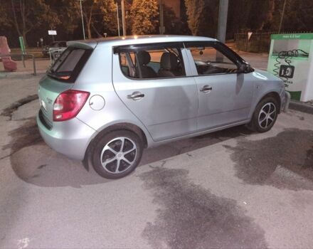 Серый Шкода Фабия, объемом двигателя 1.4 л и пробегом 154 тыс. км за 4999 $, фото 5 на Automoto.ua