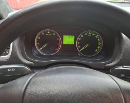 Серый Шкода Фабия, объемом двигателя 1.4 л и пробегом 312 тыс. км за 4000 $, фото 7 на Automoto.ua