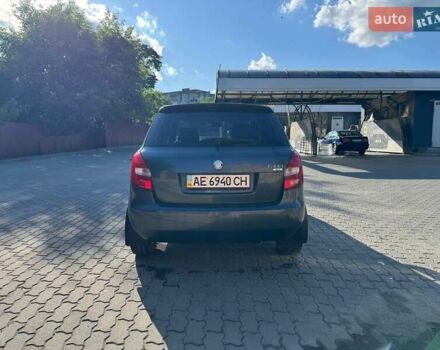 Серый Шкода Фабия, объемом двигателя 1.39 л и пробегом 390 тыс. км за 3600 $, фото 7 на Automoto.ua