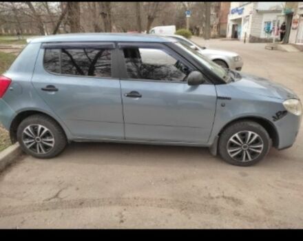 Серый Шкода Фабия, объемом двигателя 1.4 л и пробегом 260 тыс. км за 3200 $, фото 2 на Automoto.ua