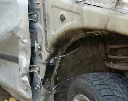 Серый Шкода Фабия, объемом двигателя 1.2 л и пробегом 270 тыс. км за 2500 $, фото 3 на Automoto.ua