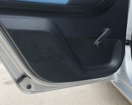 Серый Шкода Фабия, объемом двигателя 1.2 л и пробегом 314 тыс. км за 3950 $, фото 17 на Automoto.ua