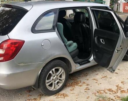 Серый Шкода Фабия, объемом двигателя 1.4 л и пробегом 210 тыс. км за 4500 $, фото 3 на Automoto.ua