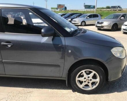 Серый Шкода Фабия, объемом двигателя 1.4 л и пробегом 390 тыс. км за 3930 $, фото 3 на Automoto.ua