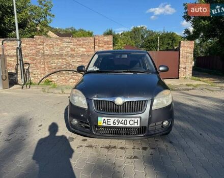 Серый Шкода Фабия, объемом двигателя 1.39 л и пробегом 390 тыс. км за 3600 $, фото 1 на Automoto.ua