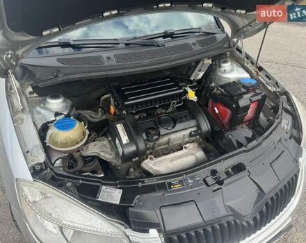 Шкода Фабія 2008 у Вінниці на Automoto.ua Сірий Шкода Фабія, об'ємом двигуна 1.39 л та пробігом 215 тис. км за 4200 $, фото 9 на Automoto.ua