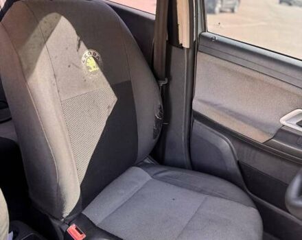 Сірий Шкода Фабія, об'ємом двигуна 1.2 л та пробігом 268 тис. км за 4500 $, фото 6 на Automoto.ua