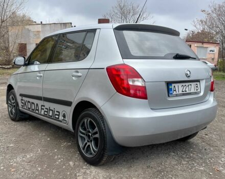 Серый Шкода Фабия, объемом двигателя 1.3 л и пробегом 195 тыс. км за 4200 $, фото 2 на Automoto.ua