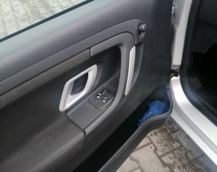 Серый Шкода Фабия, объемом двигателя 1.2 л и пробегом 336 тыс. км за 5300 $, фото 1 на Automoto.ua