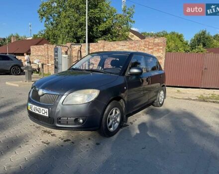 Серый Шкода Фабия, объемом двигателя 1.39 л и пробегом 390 тыс. км за 3600 $, фото 2 на Automoto.ua