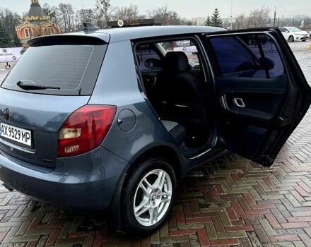 Серый Шкода Фабия, объемом двигателя 1.4 л и пробегом 69 тыс. км за 6150 $, фото 2 на Automoto.ua