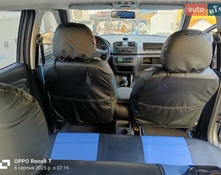 Сірий Шкода Фабія, об'ємом двигуна 1.2 л та пробігом 163 тис. км за 3700 $, фото 22 на Automoto.ua