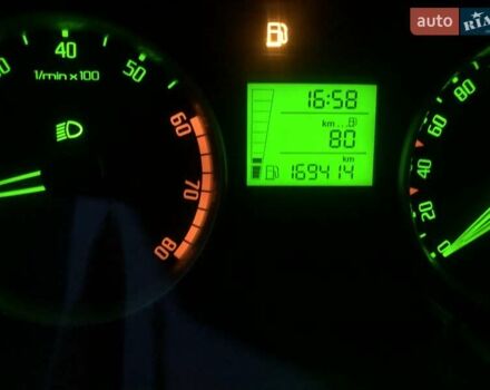 Сірий Шкода Фабія, об'ємом двигуна 1.2 л та пробігом 180 тис. км за 4700 $, фото 7 на Automoto.ua