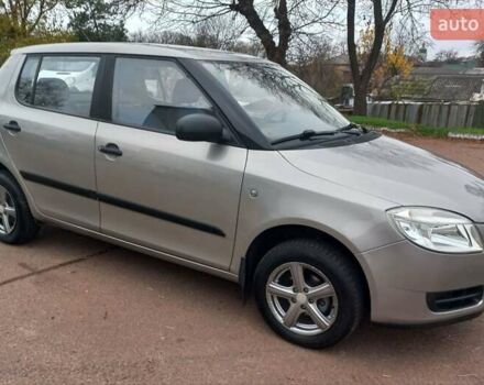 Серый Шкода Фабия, объемом двигателя 1.2 л и пробегом 113 тыс. км за 5100 $, фото 9 на Automoto.ua