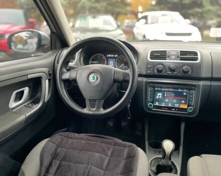 Шкода Фабия 2008 в Кривом Роге на Automoto.ua Серый Шкода Фабия, объемом двигателя 1.4 л и пробегом 335 тыс. км за 4600 $, фото 12 на Automoto.ua