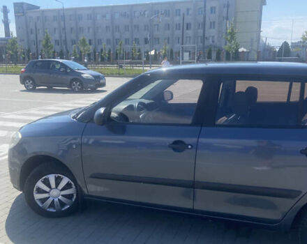 Серый Шкода Фабия, объемом двигателя 1.2 л и пробегом 160 тыс. км за 4200 $, фото 6 на Automoto.ua