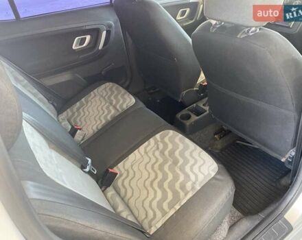 Серый Шкода Фабия, объемом двигателя 1.39 л и пробегом 185 тыс. км за 6300 $, фото 24 на Automoto.ua