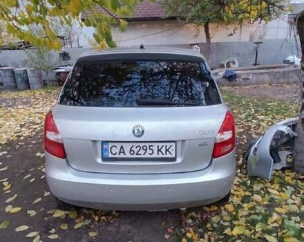 Серый Шкода Фабия, объемом двигателя 1.2 л и пробегом 270 тыс. км за 2500 $, фото 1 на Automoto.ua