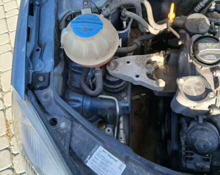 Сірий Шкода Фабія, об'ємом двигуна 1.2 л та пробігом 272 тис. км за 3200 $, фото 9 на Automoto.ua