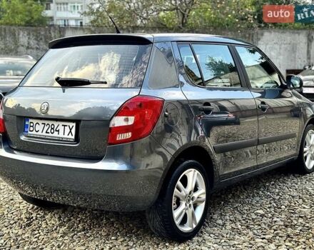 Серый Шкода Фабия, объемом двигателя 1.6 л и пробегом 180 тыс. км за 5290 $, фото 19 на Automoto.ua