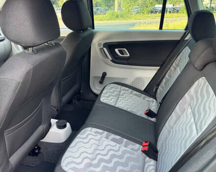 Сірий Шкода Фабія, об'ємом двигуна 1.4 л та пробігом 229 тис. км за 4999 $, фото 13 на Automoto.ua