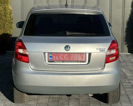 Серый Шкода Фабия, объемом двигателя 1.4 л и пробегом 217 тыс. км за 5699 $, фото 11 на Automoto.ua